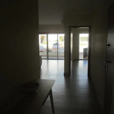 Διαμέρισμα Beautiful 2-bed Apt In Cabanas De Cabrs Ταβίρα