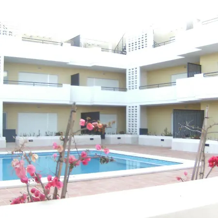 Beautiful 2-bed Apt In Cabanas De Cabrs *