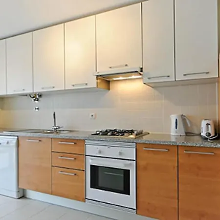 Beautiful 2-bed Apt In Cabanas De Cabrs *